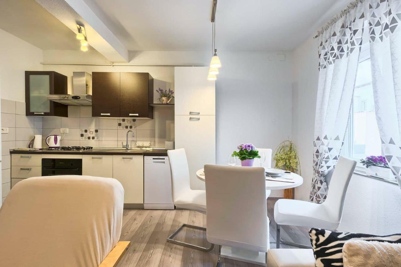 Mario'S Place Пула Экстерьер фото